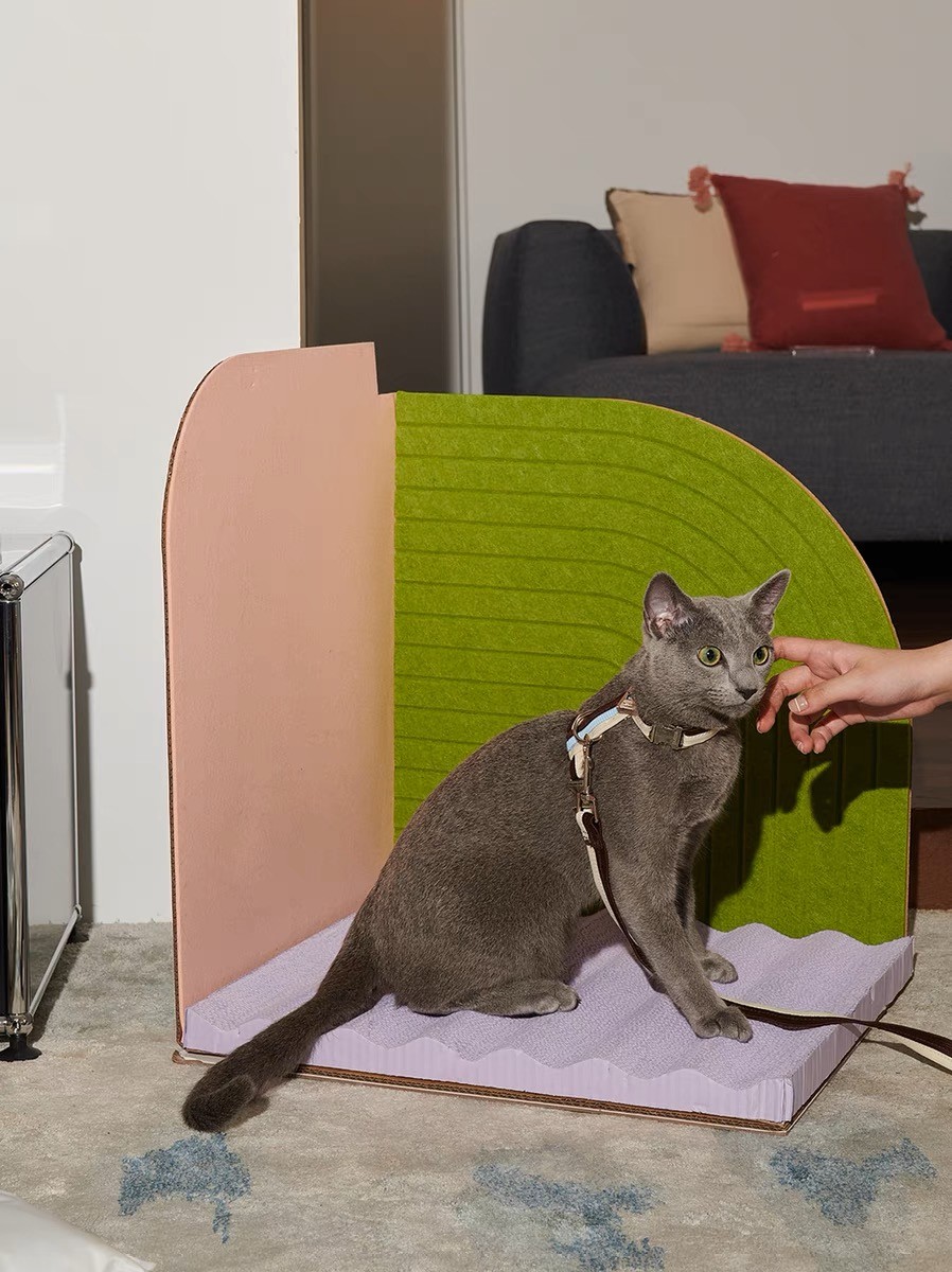3-Dimensional Cat Scratcher -Lawn Green